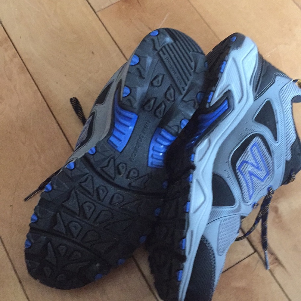 New Balance - Picture 4 of 5